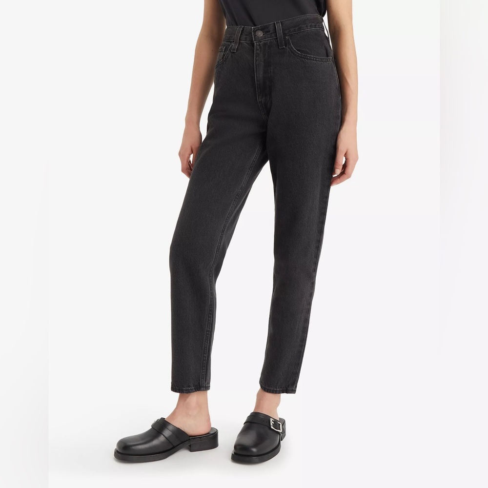Levi’s 80s Mom Jeans
